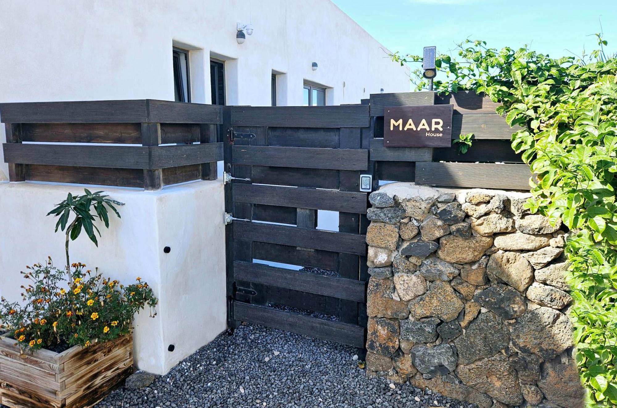 Maar House Lajares Hotell Exteriör bild